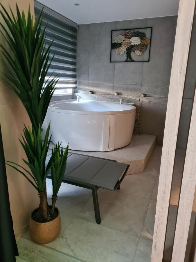 Wellness Apartments Varaždin Extérieur photo